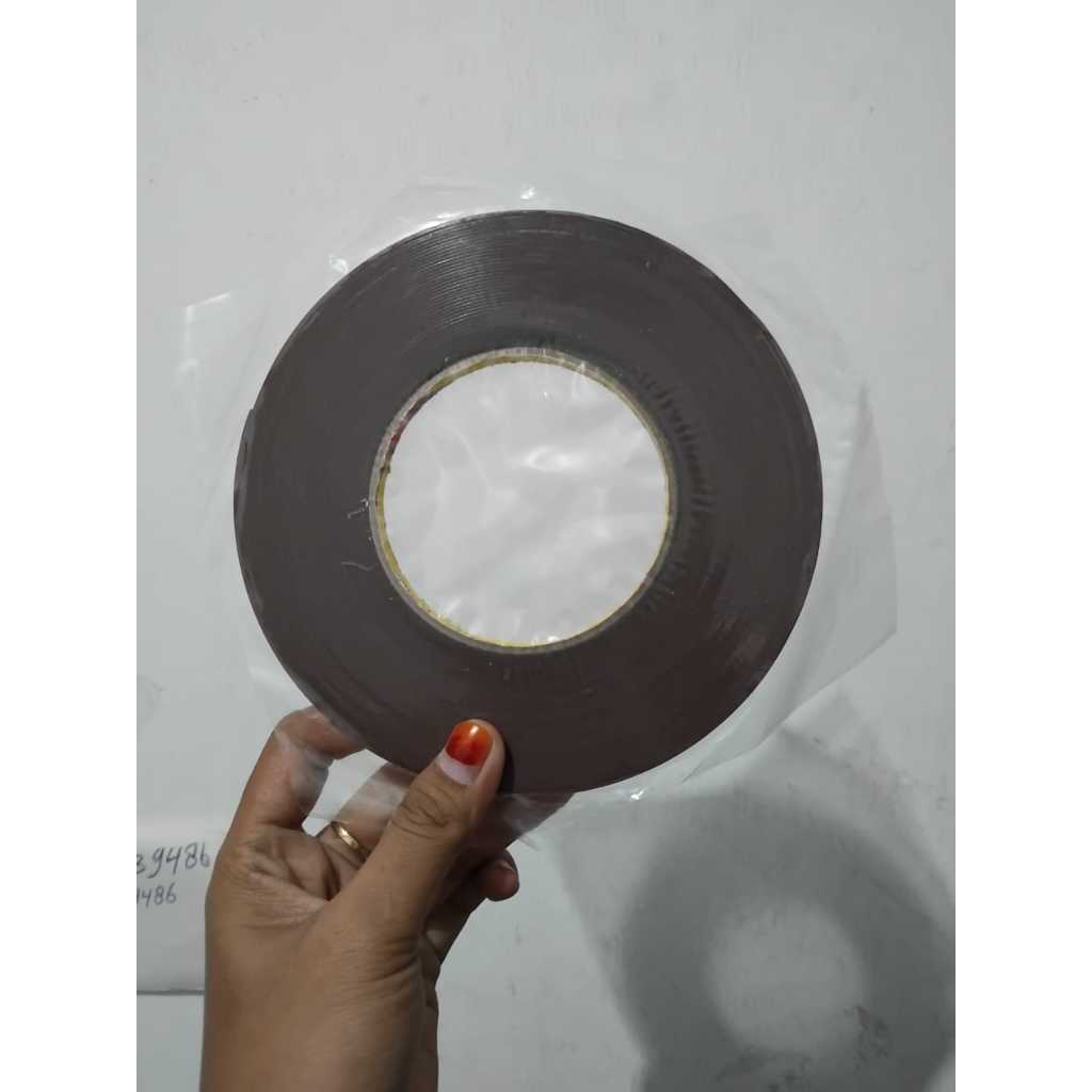 Perekat Double Tape 3M 12 Meter mobil universal