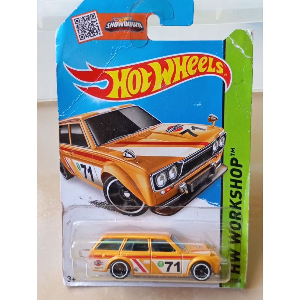 hotwheels DATSUN 510 WAGON KUNING