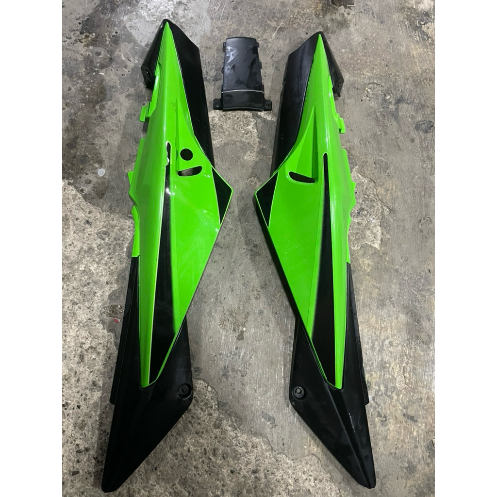 Body belakang NINJA RR OLD SE GEN 4 original copotan