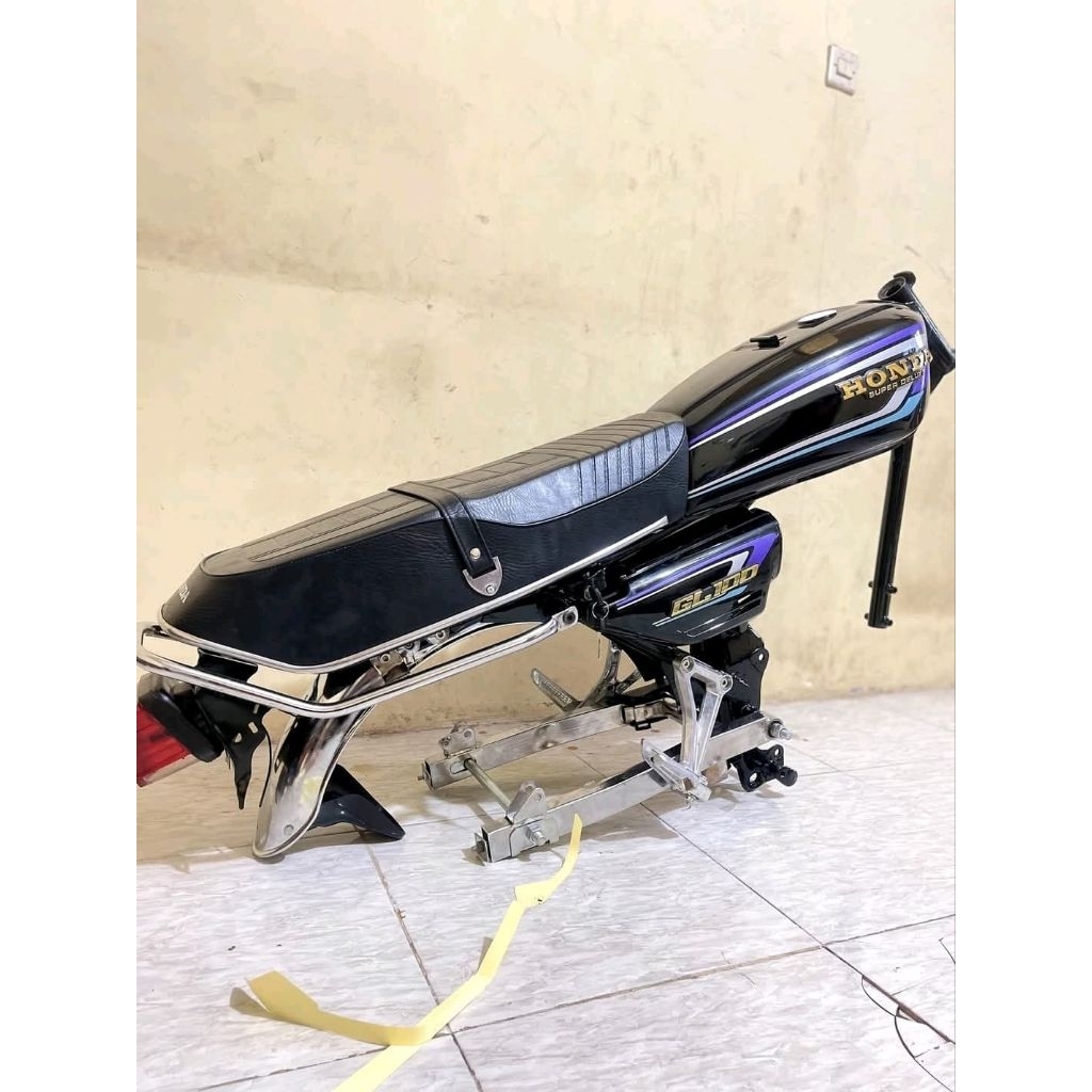 BODY SET RANGKA GL 100 REPRO FUL TATANAN