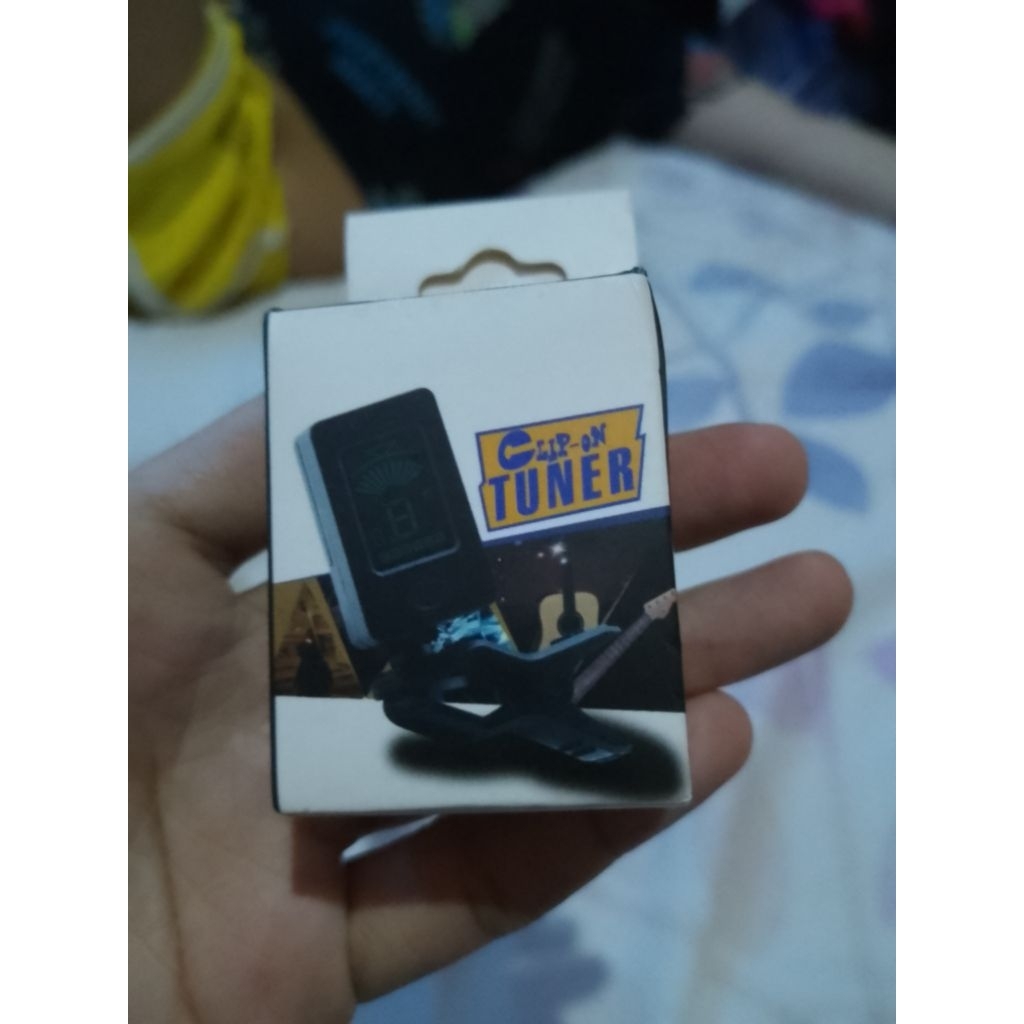 tuner gitar akustik second