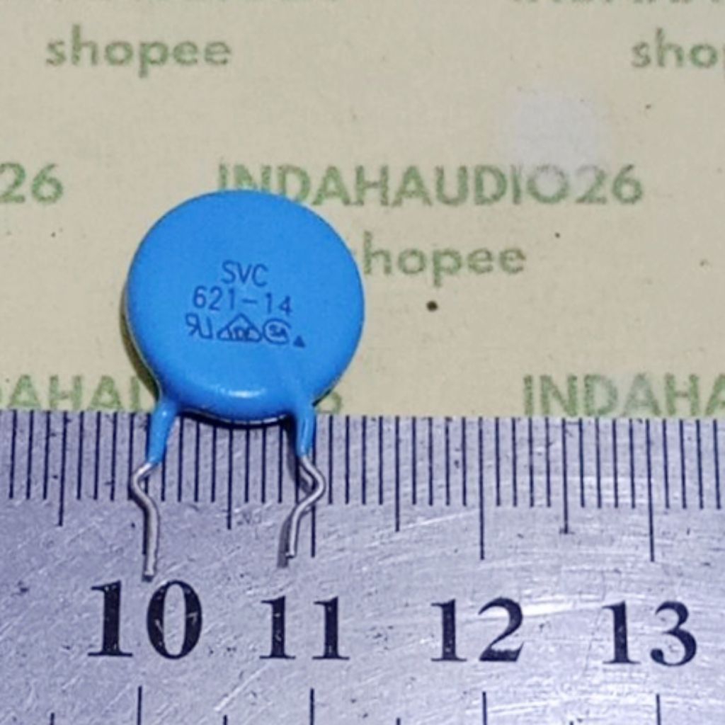 SVC 621-14  VARISTOR SAMWHA kaki 8mm 621 14  paristor diameter  14mm 620v 620 volt