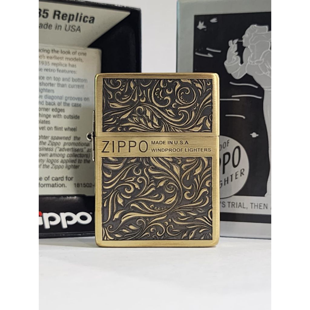 Original Zippo 1935 dengan desain gold Arabesque Engrave