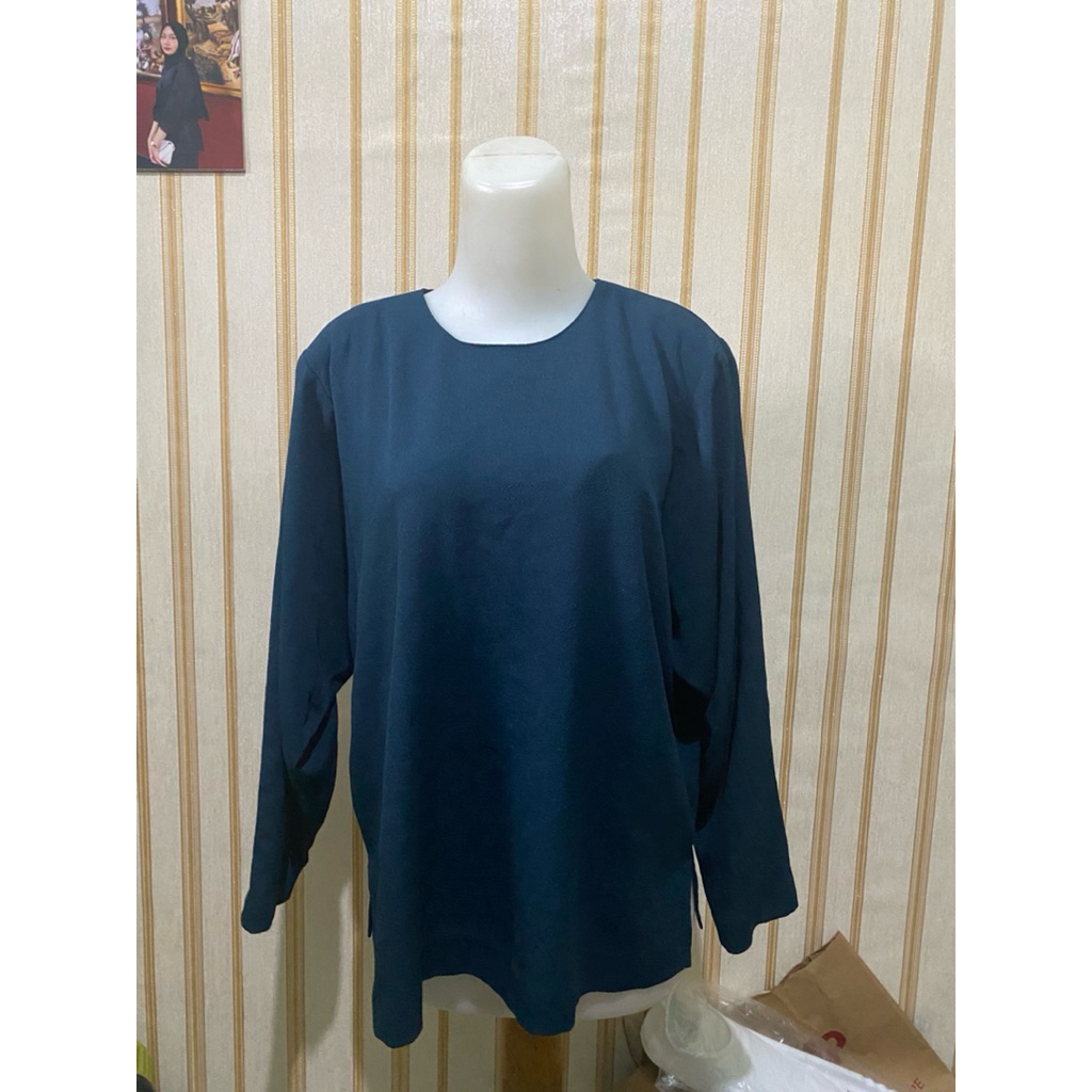 Preloved Blouse warna hijau tosca tua