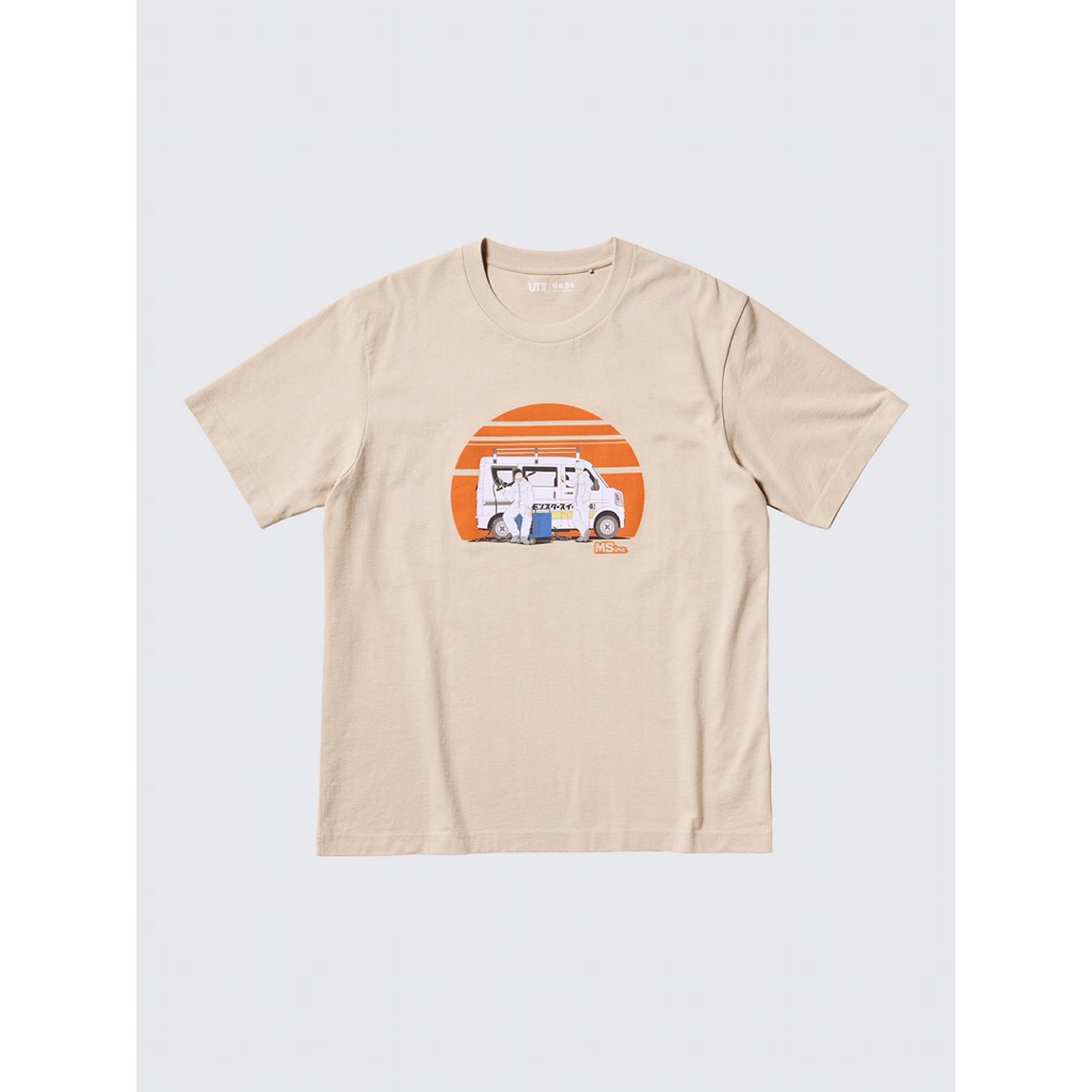 Kaos T-shirt Uniqlo Kaiju No. 8 MS Inc Beige Hibino Kafka & Ichikawa Reno Size L
