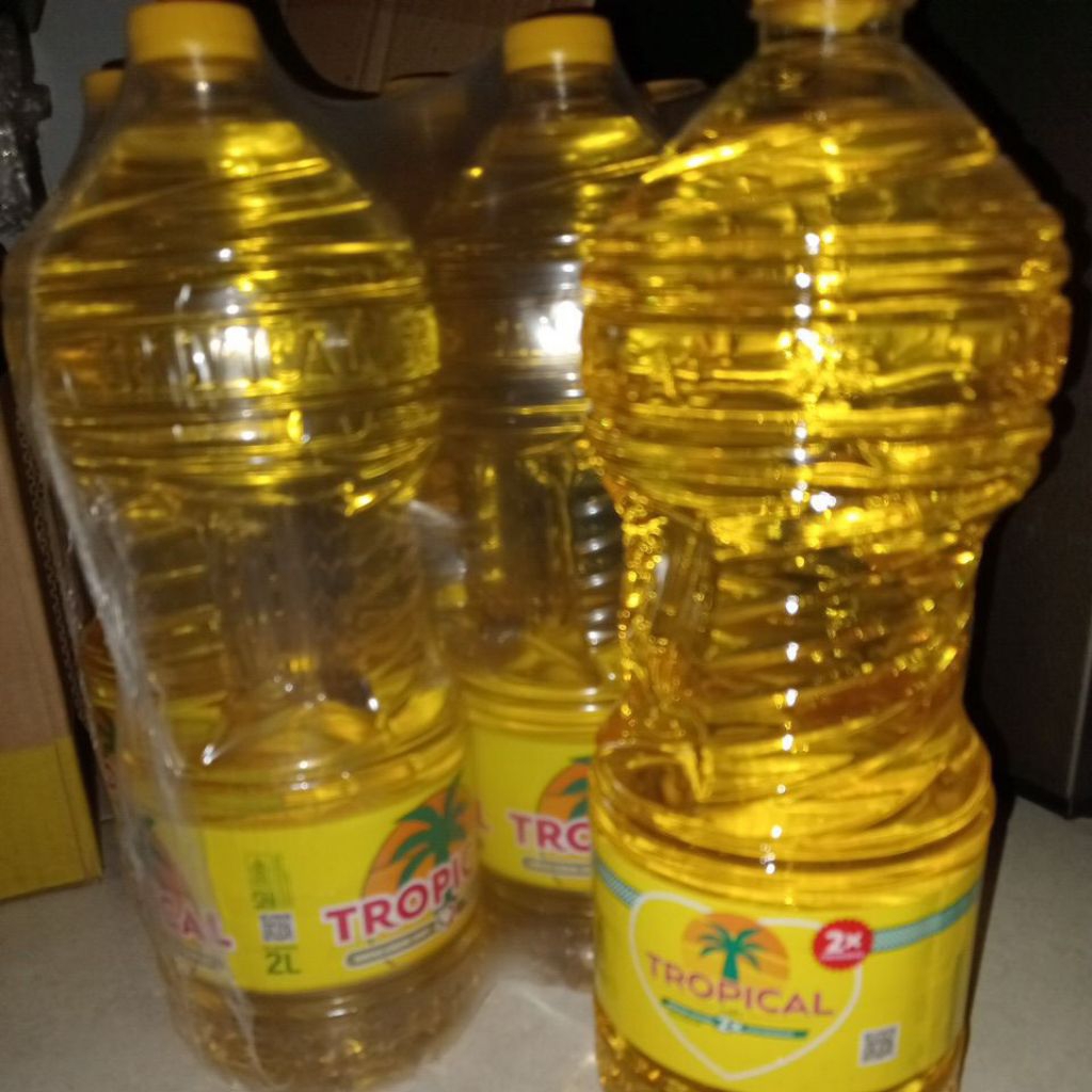 

Minyak goreng Tropical 2000ml botol 2x penyaringan