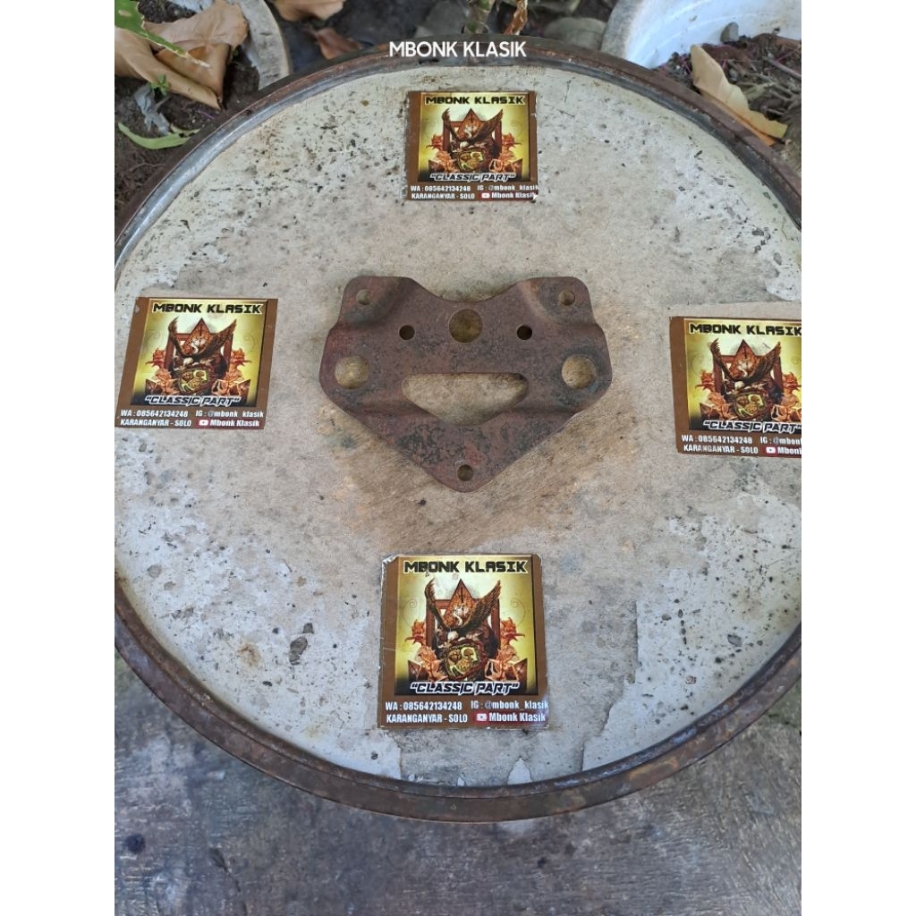 dudukan speedometer gl 100 gl 125 ORIGINAL pangkon spidometer gl100 gl125 bracket speedometer honda 