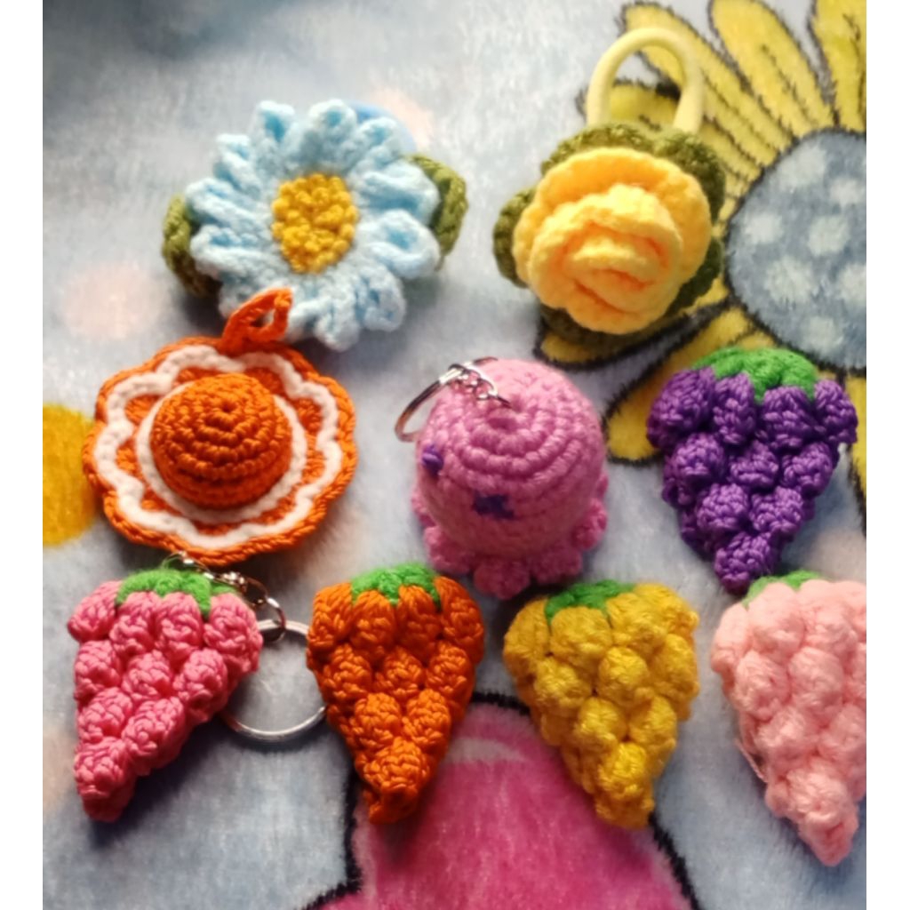 gantungan tas/gantungan kunci rajut/macam bentuk gantungan tas/kunci rajut lucu