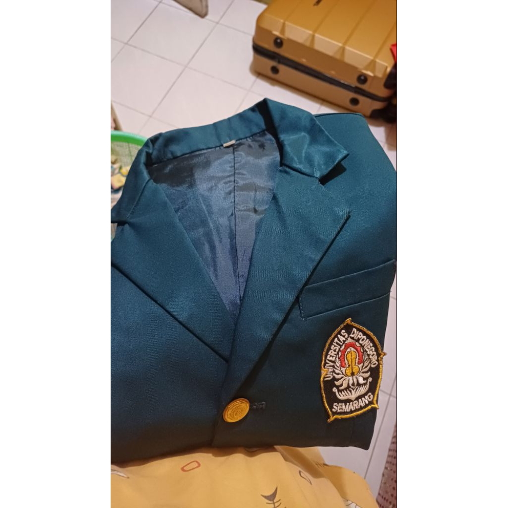 Preloved Almet Undip