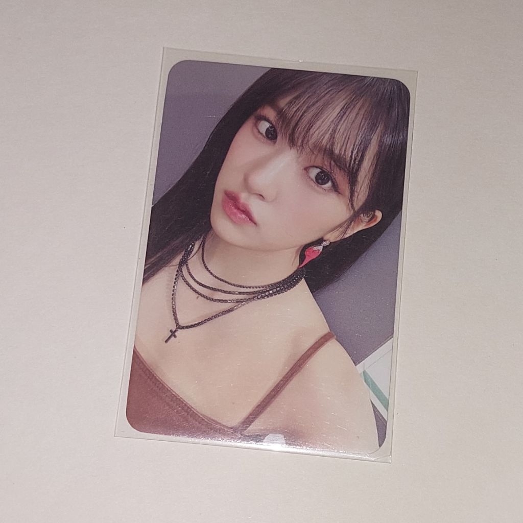 IVE YUJIN MMT MINE OFFICIAL PHOTOCARD