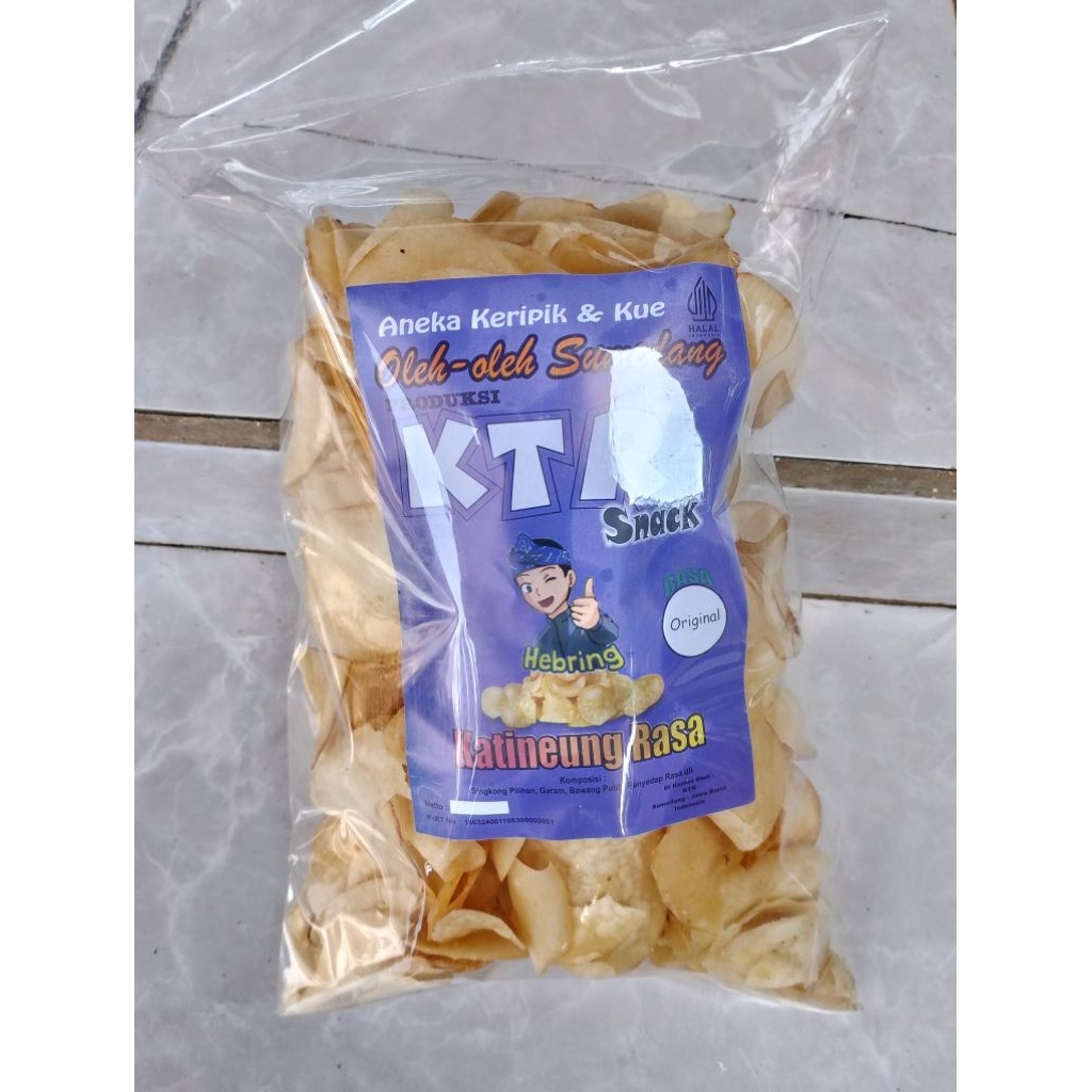 

Keripik keripik singkong, Bikin ketagihan Keripik singkong ukuran 500gr Asin pedas gurih