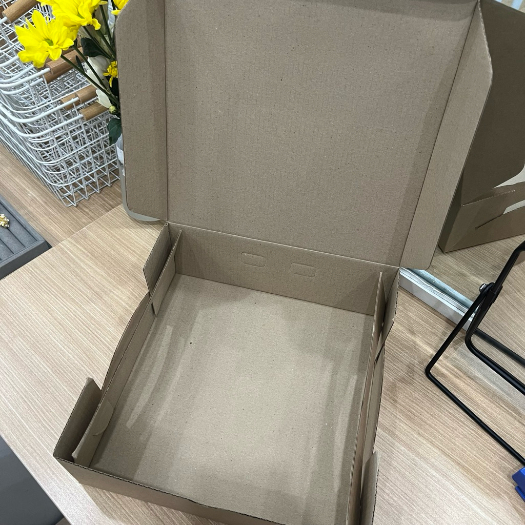 

Dus Kosong (WAJIB CHECKOUT JIKA MAU AMAN)/ khusus pembelian di kencana collection