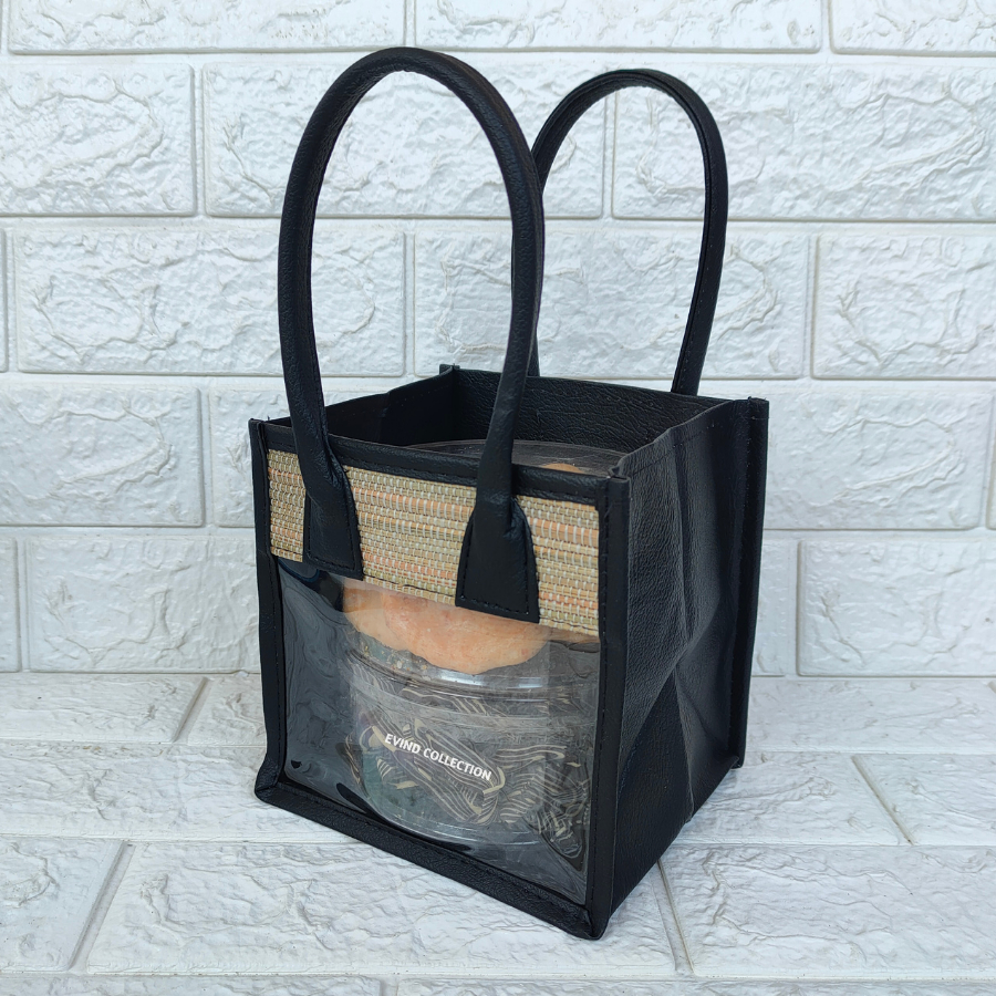 

Tas Parcel Mika Mendong (Hitam) Untuk 2 Toples Biggy Keranjang Hampers Mika Transparan Hari Raya