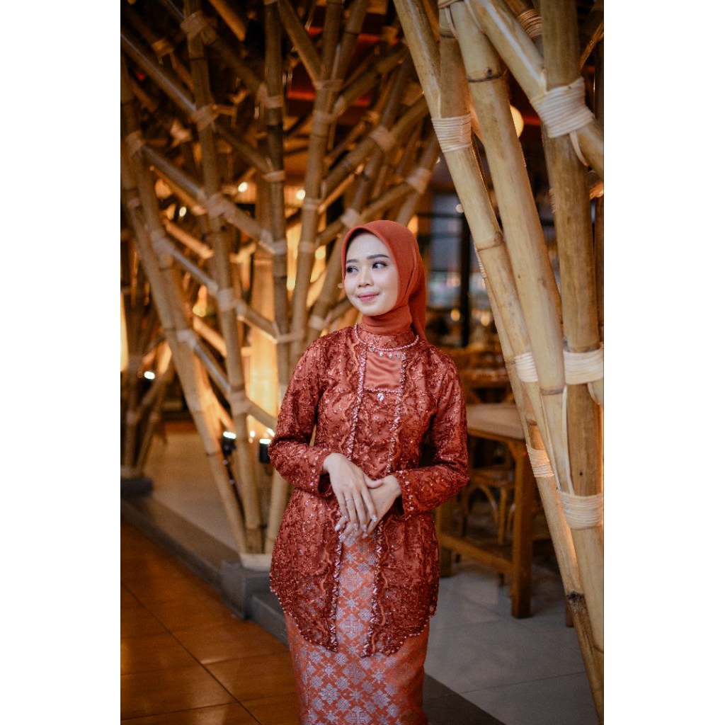 baju kebaya kutu baru