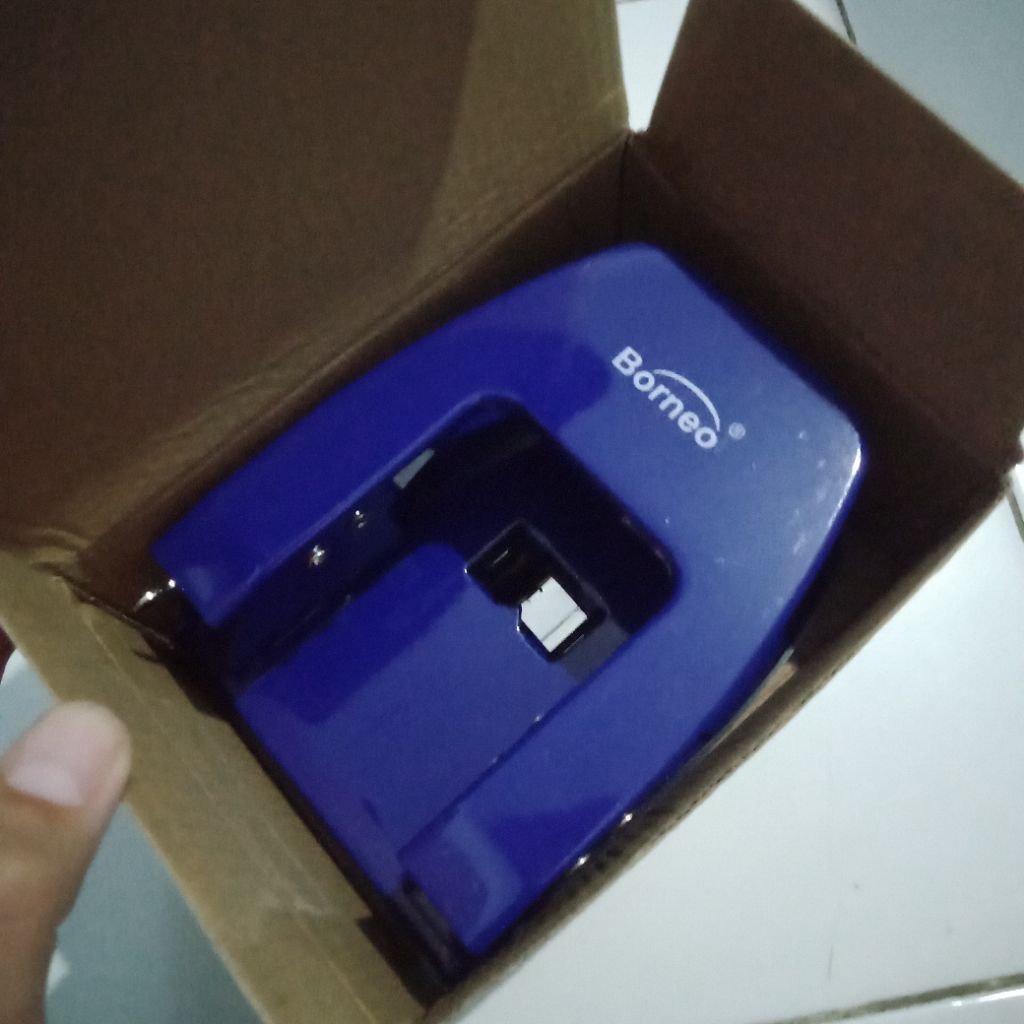 

Paper Punch PF-85XL Pembolong Pelubang Kertas Borneo 2 Lubang Punching 2 Hole Preforator biru