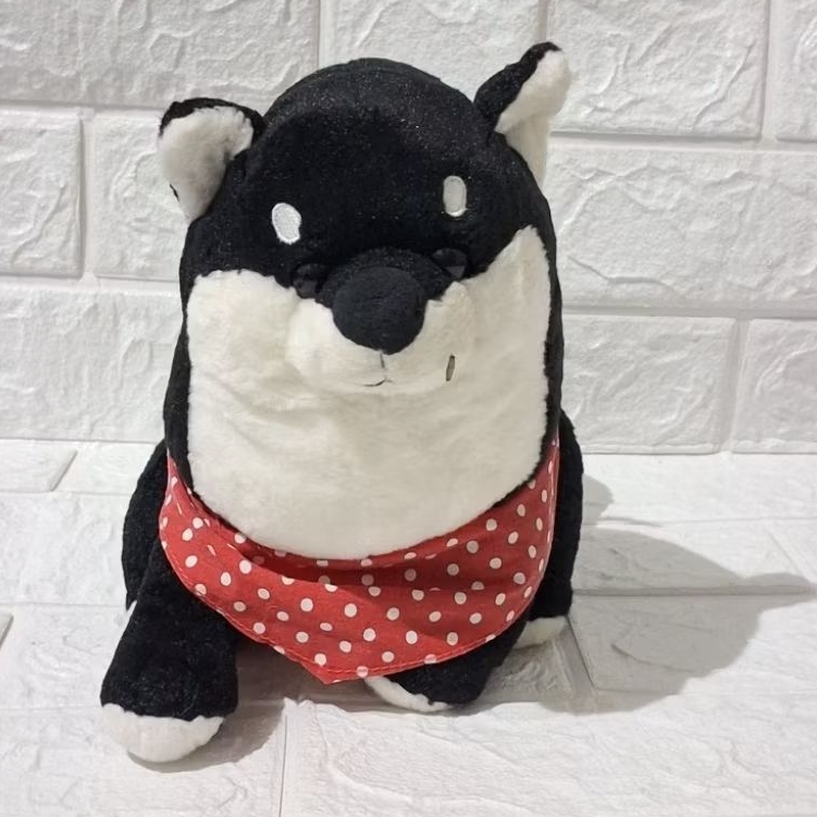 boneka anjing guguk shiba hitam celemek. boneka hewan binatang doggi