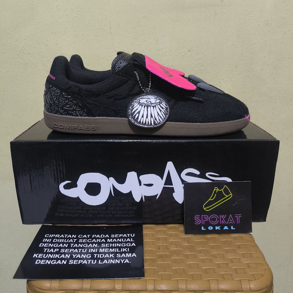 Sepatu Compass X Darbotz Tribune Monstrous FC Dare To Win Size 38 - 45