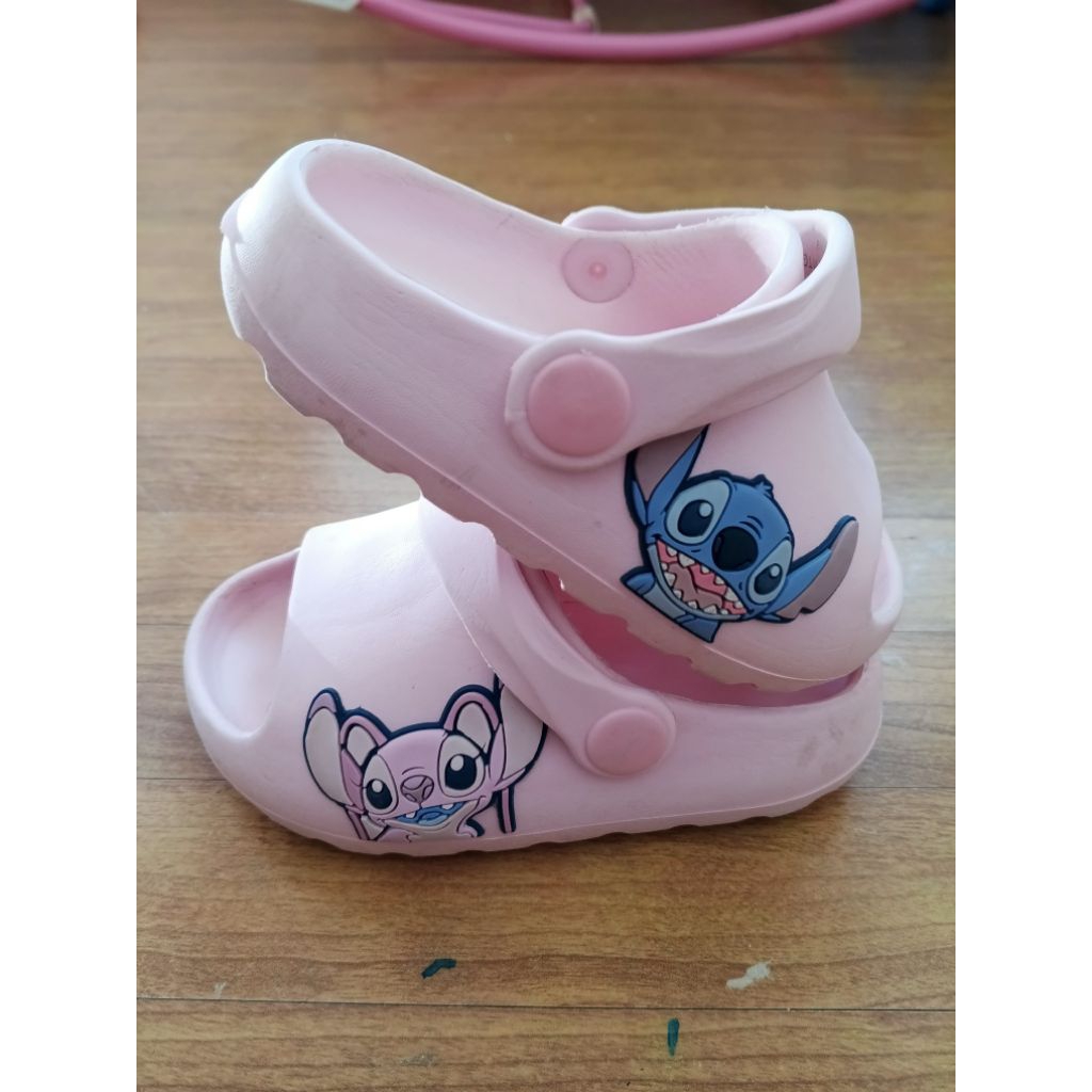 (Preloved) Sandal Anak Perempuan Stitch Max Fashion