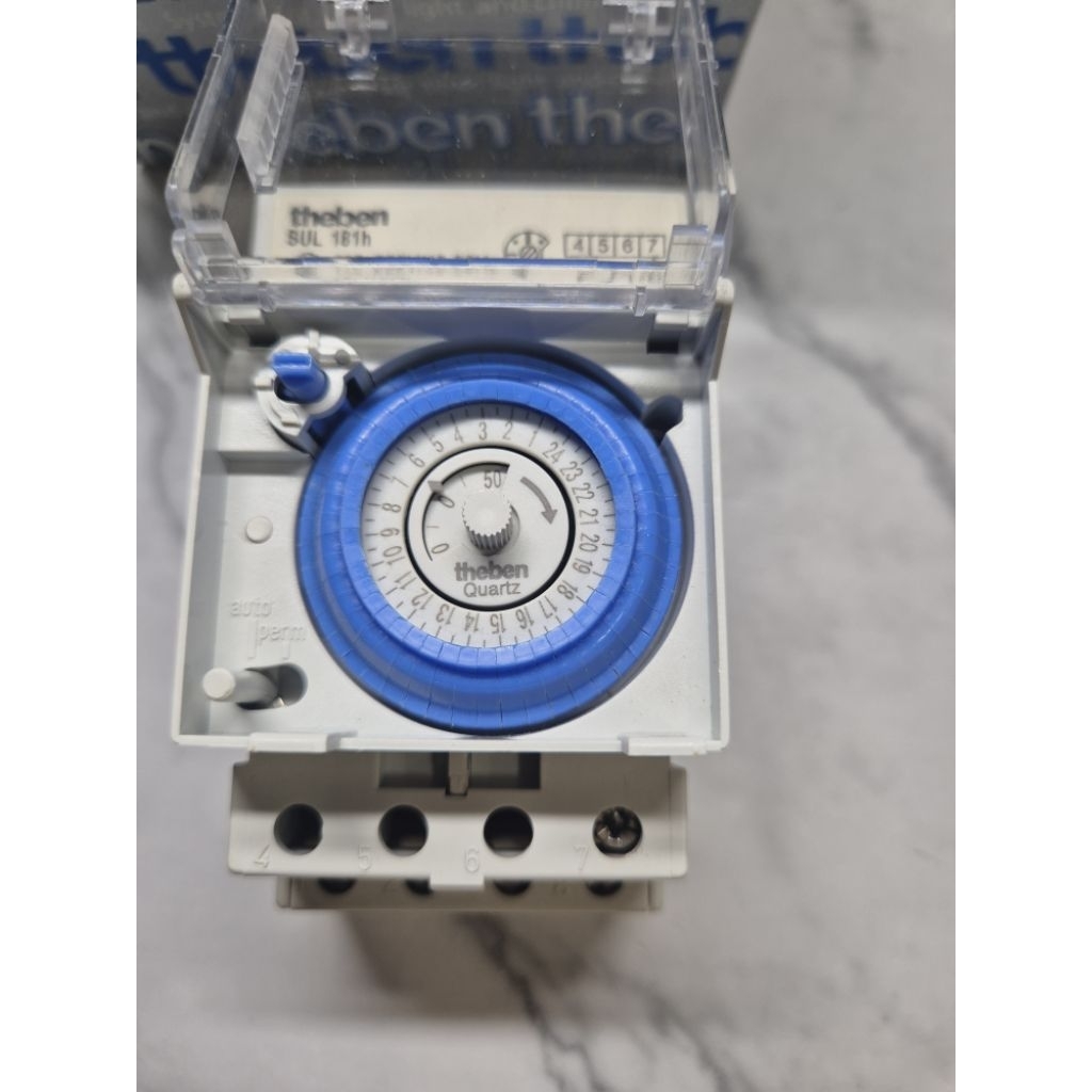 TIMER THEBEN SUL181H 220V 16A 24Hour