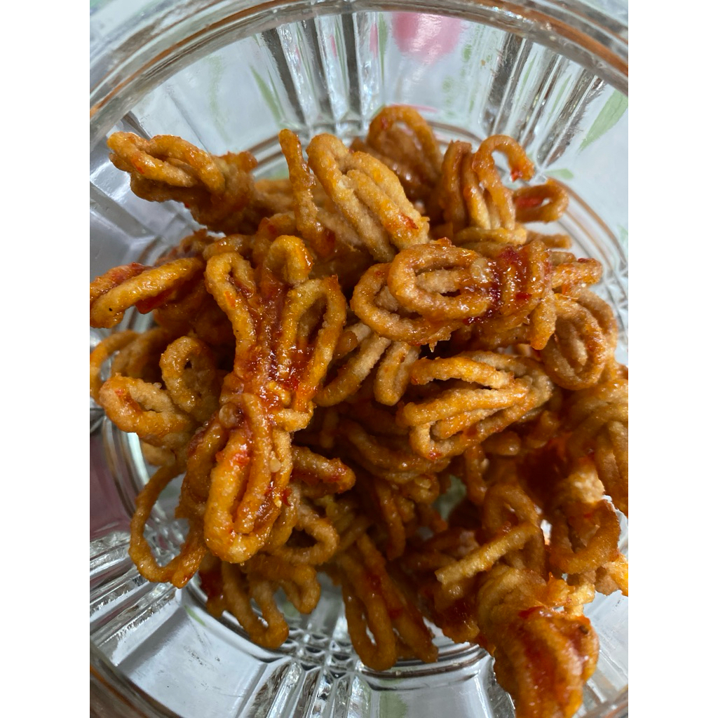 

AKU MAU! Mie Gulung Goreng Pedas Manis – Camilan Gurih yang Bikin Nagih!