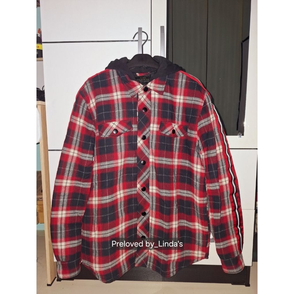 Preloved Jaket Hoodie Zara