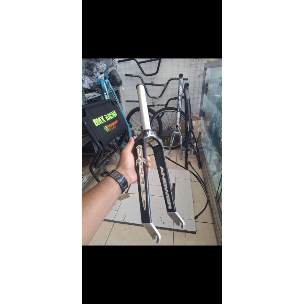 Fork answer dager carbon Tidak ada patah atau retak Minus pemakaian