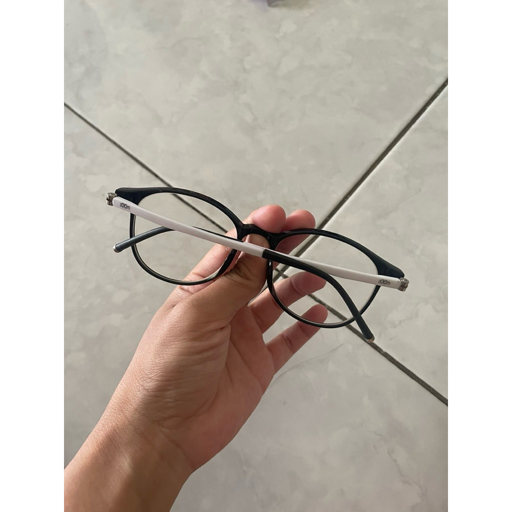 kacamata mikeda -1,75