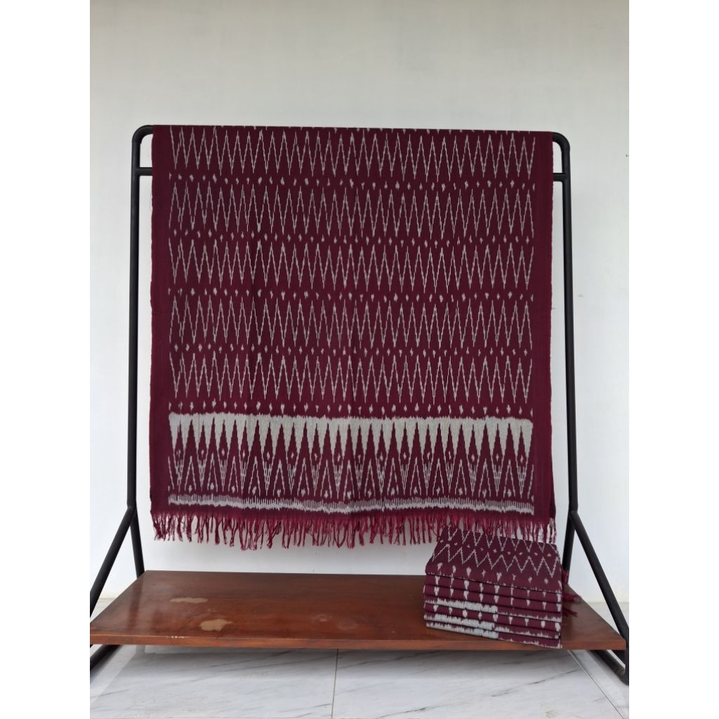 KAIN TENUN ETNIK NUSANTARA, KAIN TENUN BLANKET TRADISIONAL TROSO JEPARA TERBARU MAROON, KAIN BATIK T