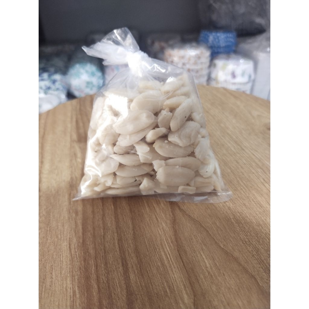 

Kacang Kenari 100g Repack