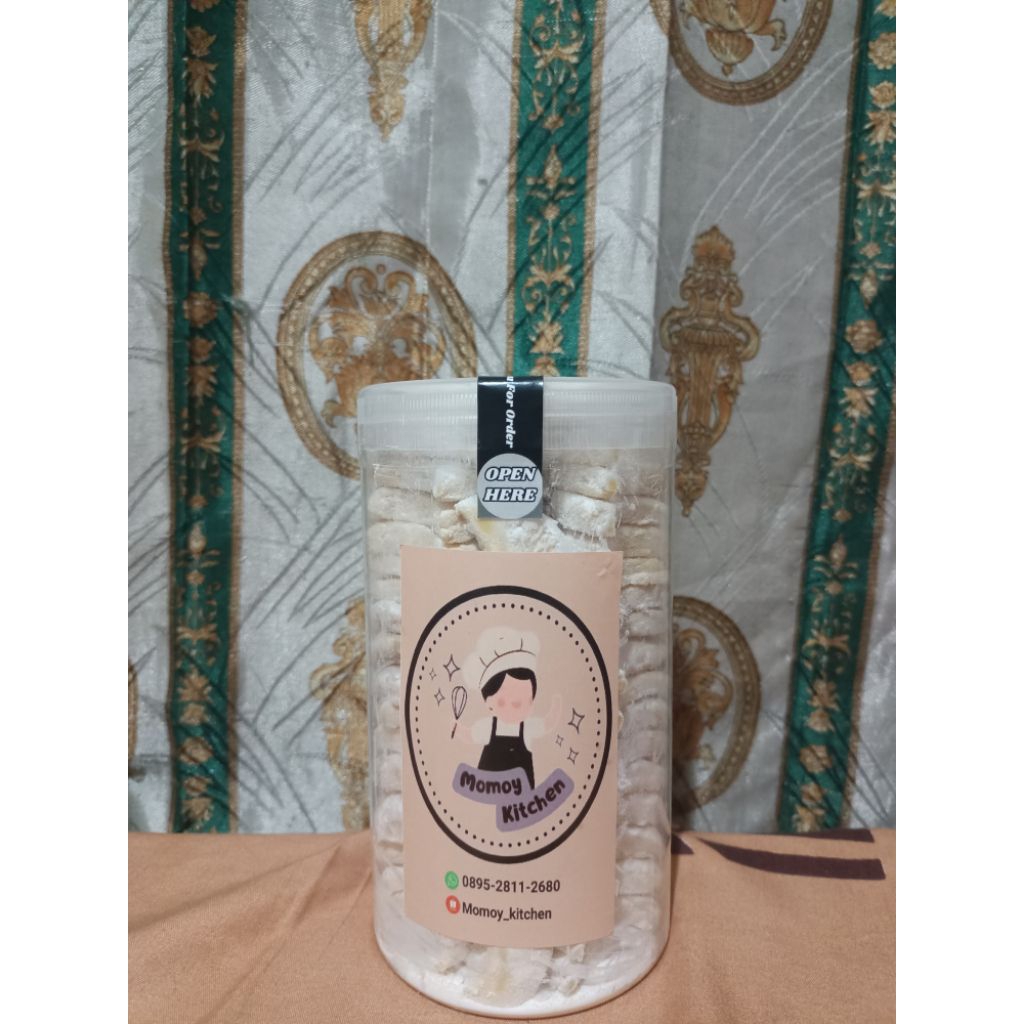 

PUTRI SALJU PREMIUM MOMOY KITCHEN