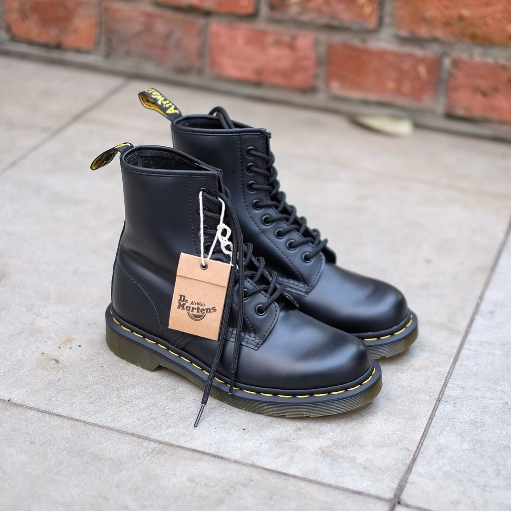 Dr martens 1460 black smooth (second)