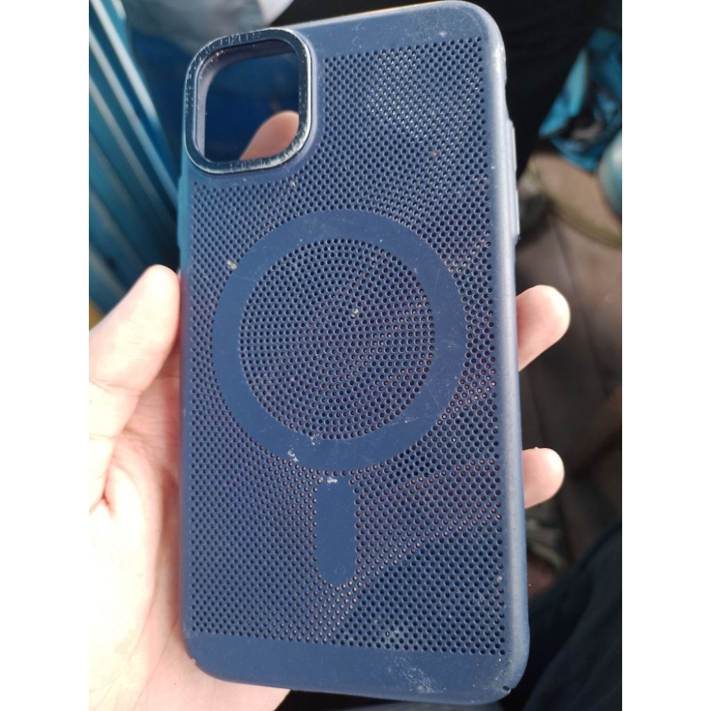 Case iPhone 11 Preloved + Bonus Case Bening Preloved iPhone 11