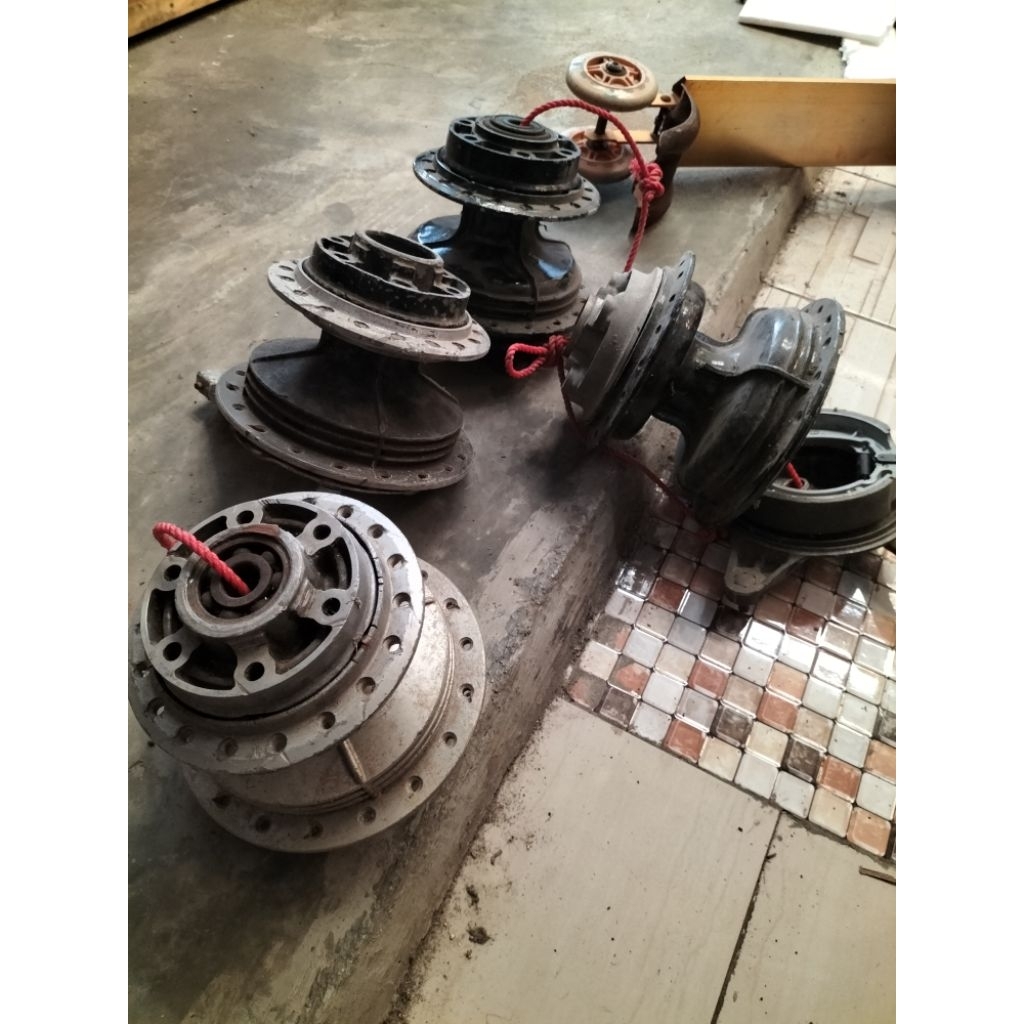 tromol belakang teromol belakang ts honco duster