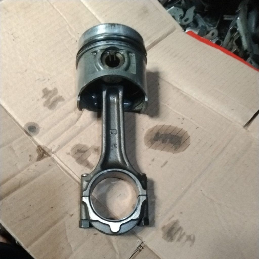 STANG SEHER SET PISTON MITSUBISHI L300 SOLAR KUDA SOLAR COPOTAN ORIGINAL