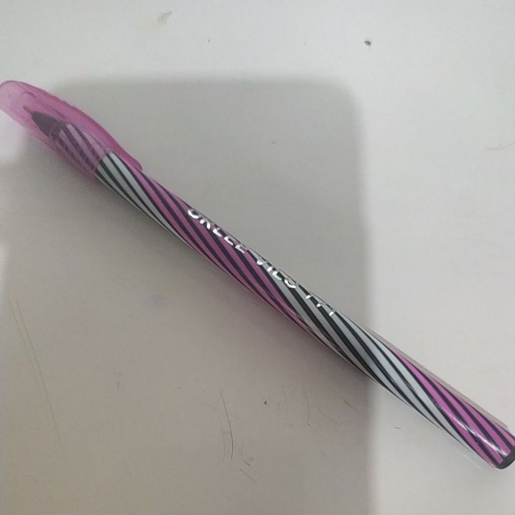 

pulpen pena alat tulis kantor