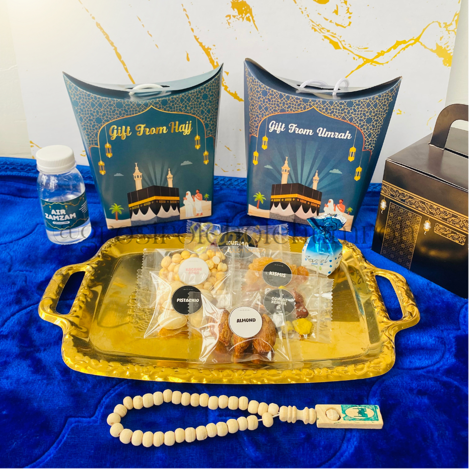 

Hampers Oleh - oleh Haji & Umroh Premium Murah - Dus gift from Hajj,dan dus gift from Umrah Kabah klip candy ekslusif