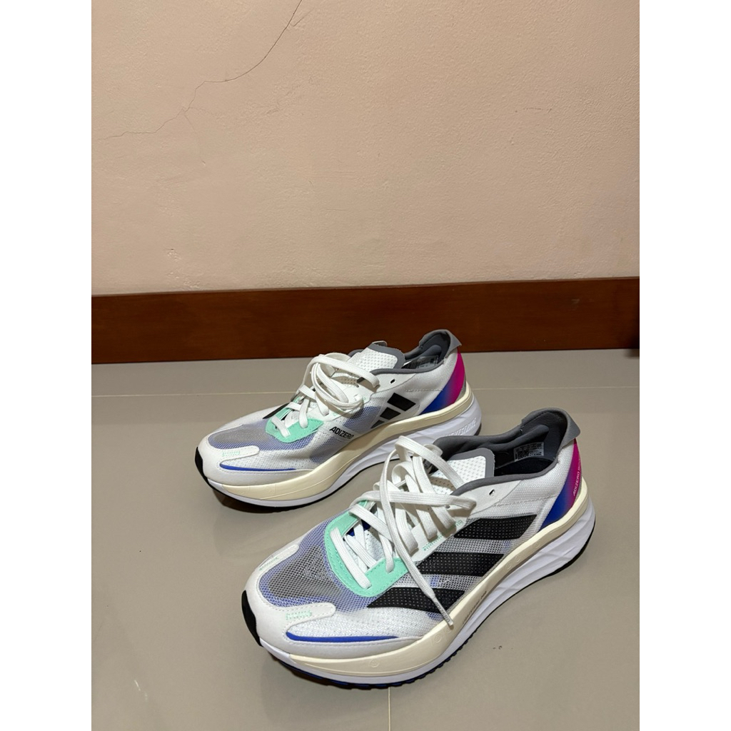 Sepatu Olahraga / Running Adidas Adizero Boston 11 M