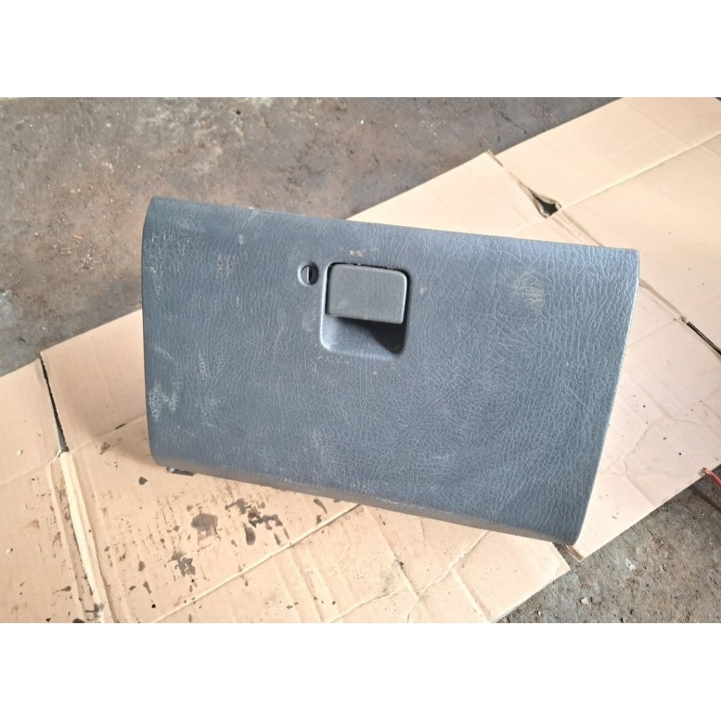 laci koropak dashboard interior mazda 323 interplay 89-97