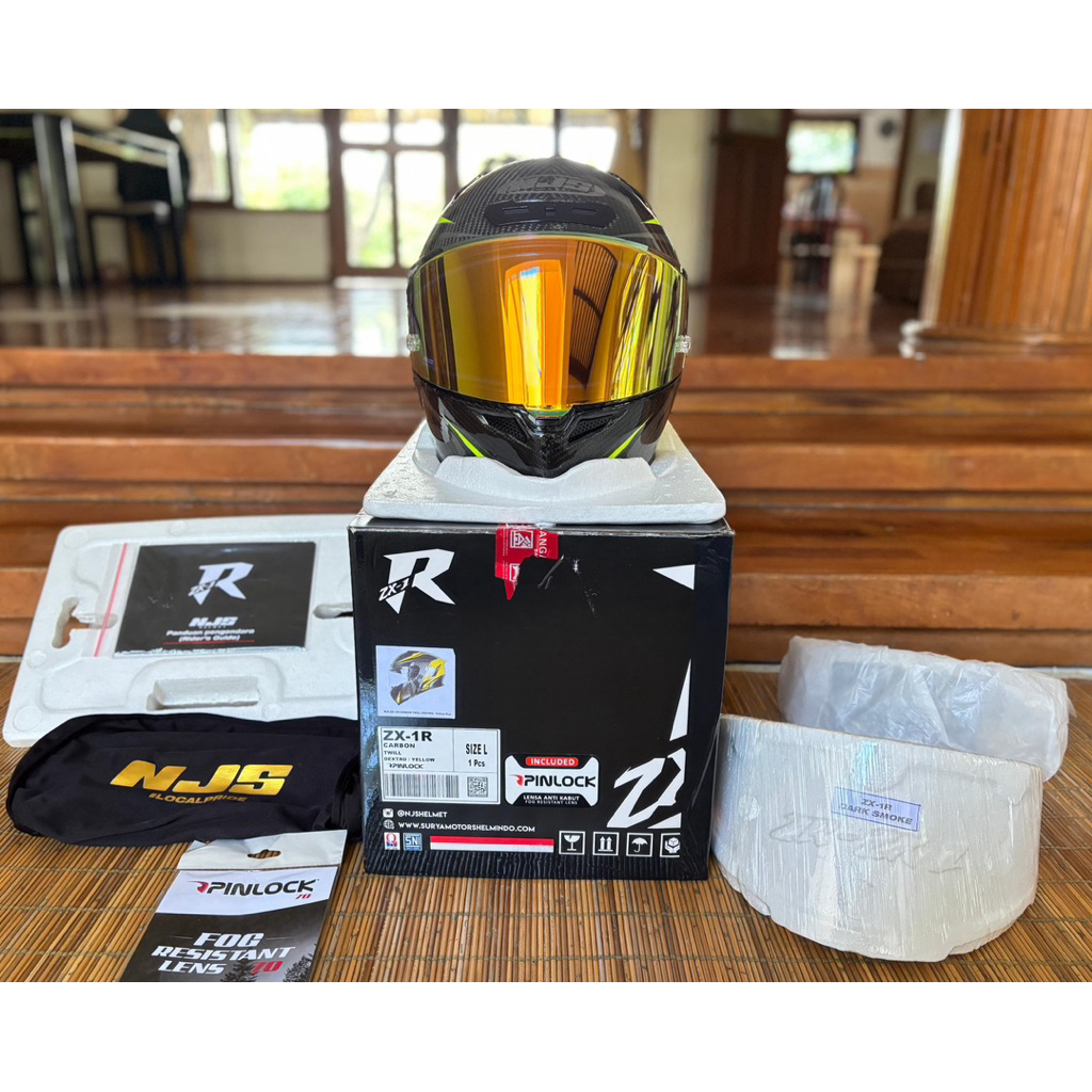 Helm NJS CARBON DEXTRO ZX-1R Yellow / Helm NJS second / Helm NJS preloved / Helm NJS Fullface