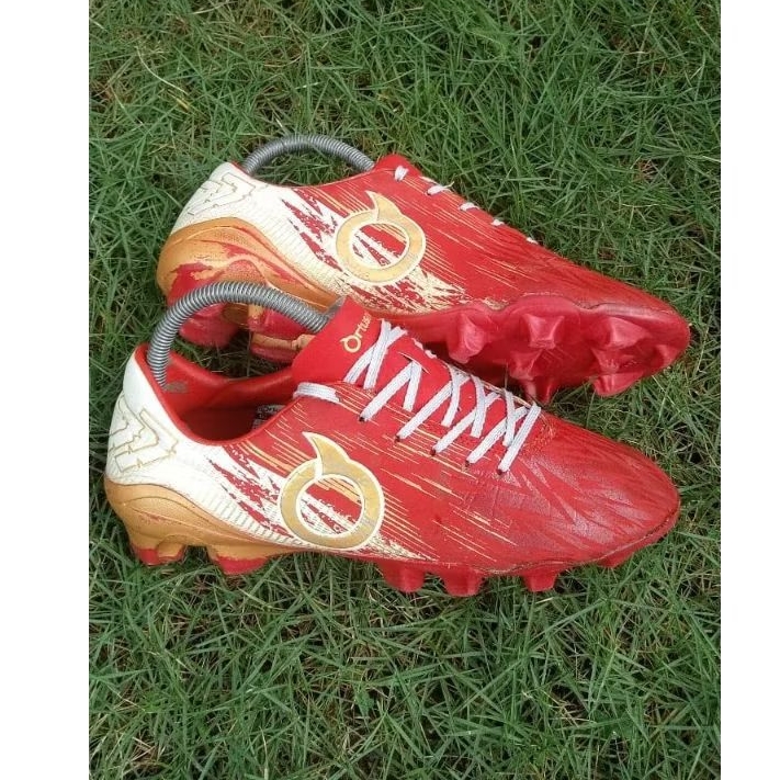 Sepatu Bola Second Ortuseight Catalys Spesial Kemerdekaan 77