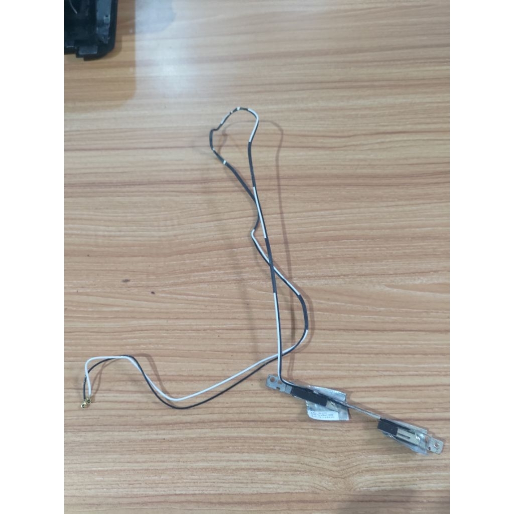 Kabel antena Wifi Laptop Dell Inspiron 1440