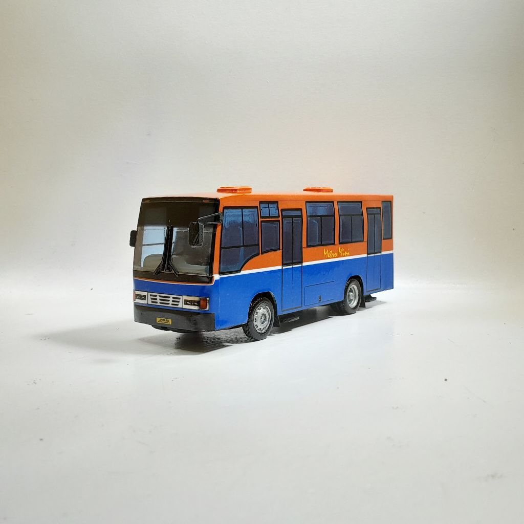 Miniatur Bus Metromini skala 64