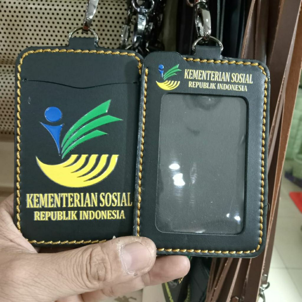 

lanyard logo kementrian sosial