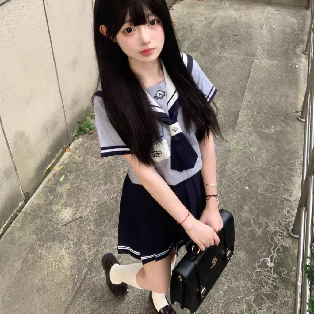 Yaong - Seragam Seifuku Sailor Jepang Bergaya Retro Lengan Pendek Warna Abu Muda dan Navy, Dilengkap