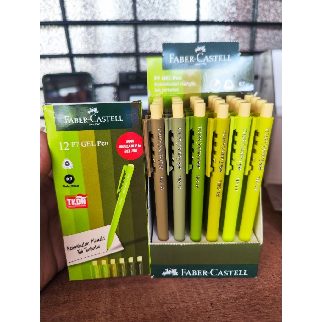

(12 pcs) pena faber castell tipe P7 lusinan 0,7