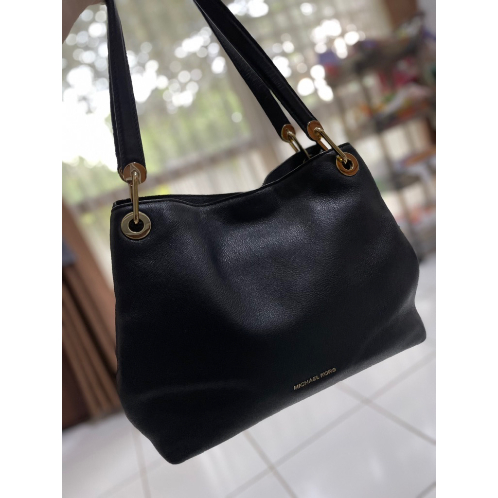 MK Raven Large Hobo Black