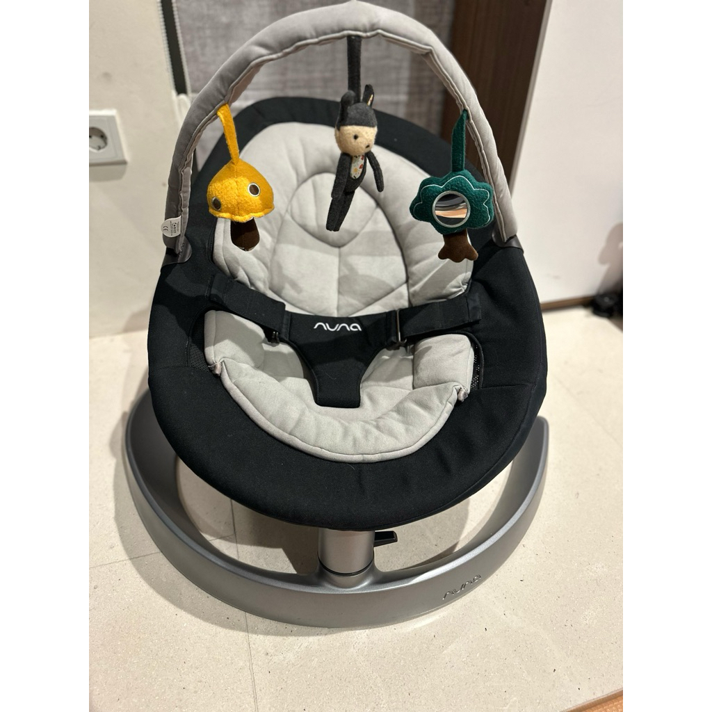 Nuna Leaf Grow Baby Bouncer / Ayunan Bayi - Second Like New