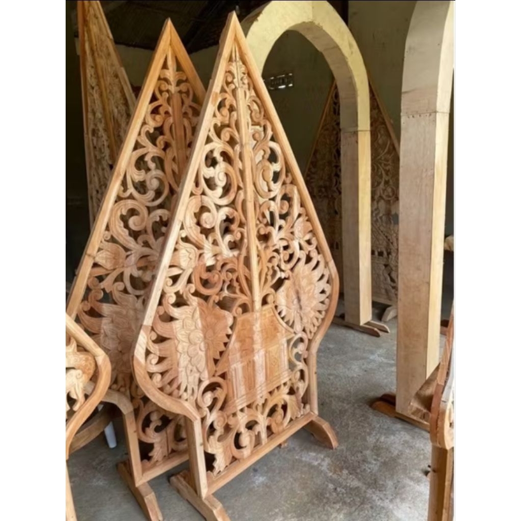 [AKSESORIS DEKOR] KELIR - GUNUNGAN WAYANG MAHONI UKURAN SEDANG DAN BESAR dekor properti studio foto 