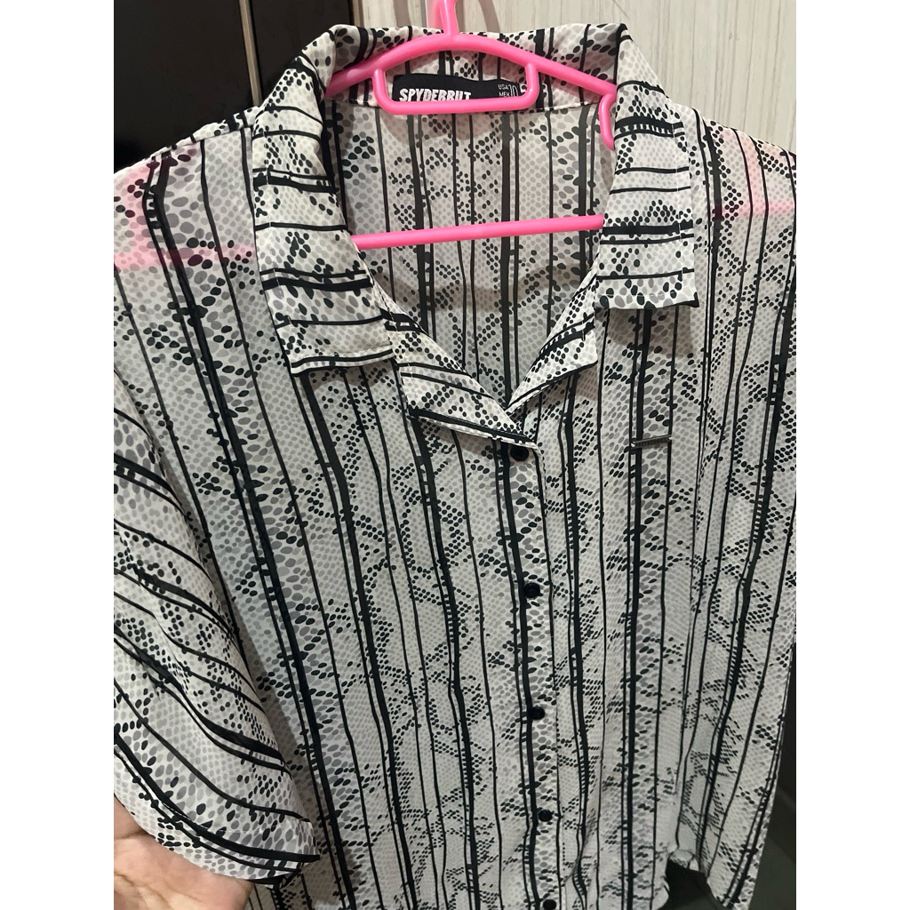 preloved blouse kemeja brand spyderbilt