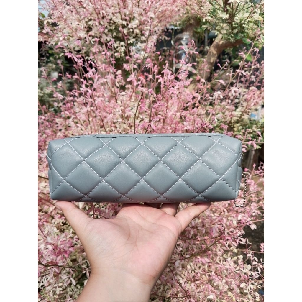 

TEPAK PENSIL BORDIR CANTIK DAN ELEGAN